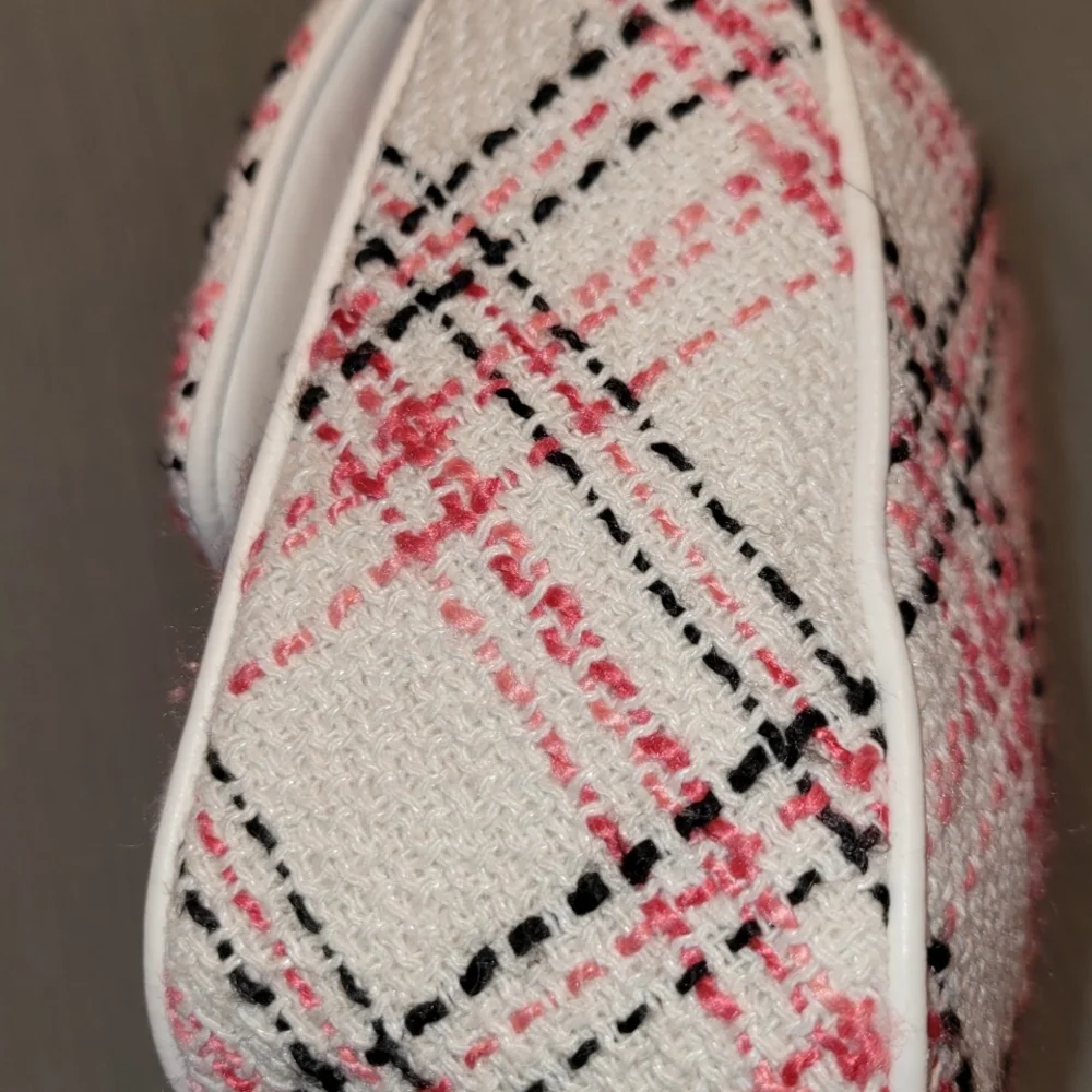 Karl Lagerfeld Plaid Pink and White Shoulder Bag - Picture 6 of 6